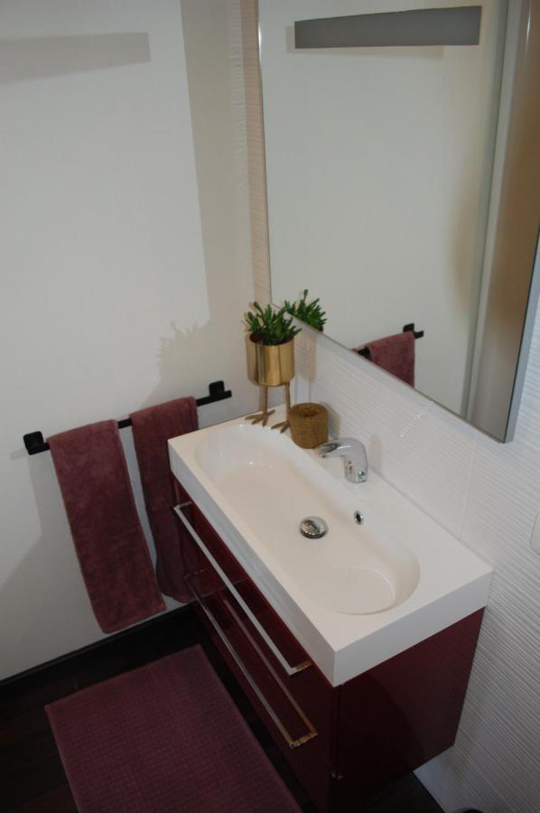 Huis Nest Logies Bed and Breakfast Halle  Exterior foto